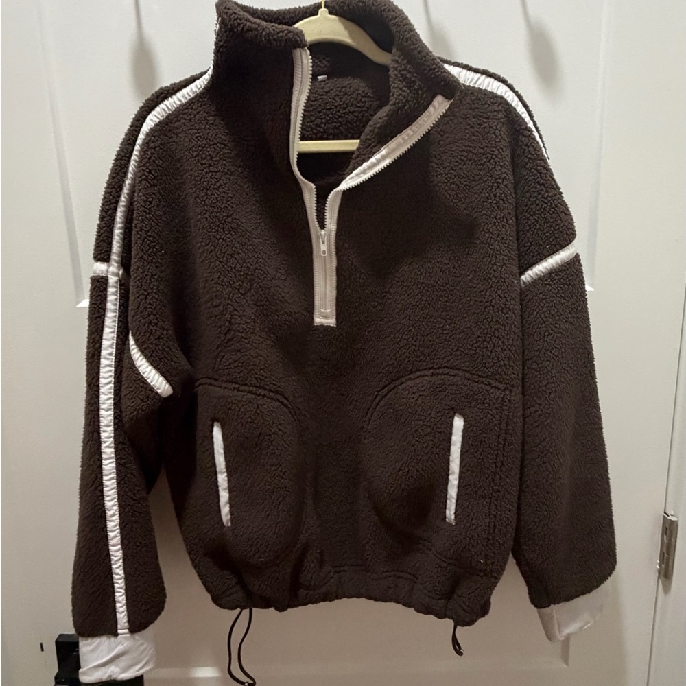 Cozy Dark Brown Fleece Pullover with White Trim
